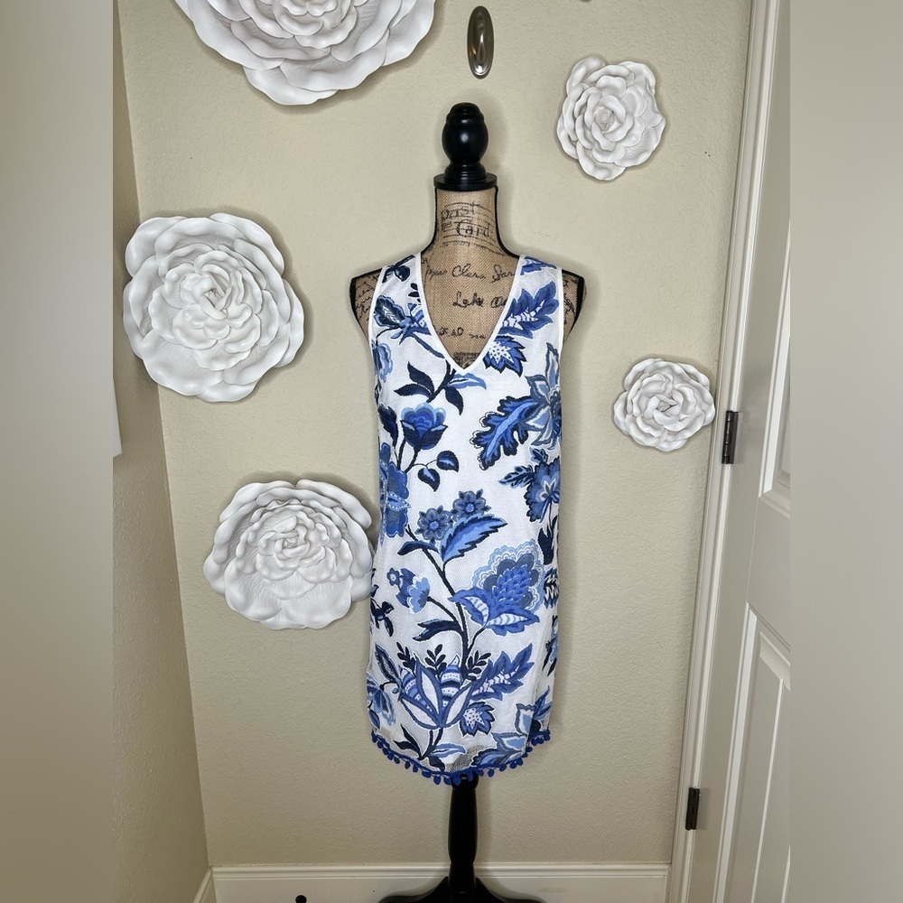Entro Sleeveless White & Blue Floral Pom Pom Hemline Dress Size Large - Picture 2 of 13